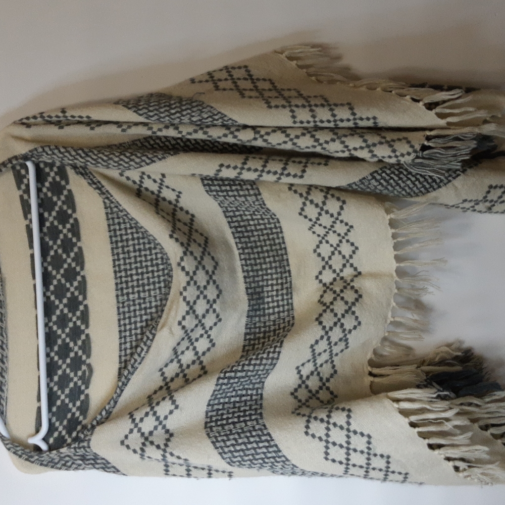 Free people poncho